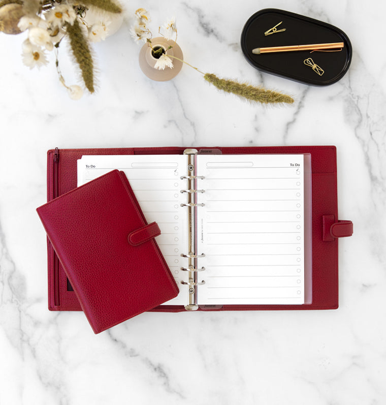 Finsbury Personal Leather Organizer in Scarlet Red UD-022395