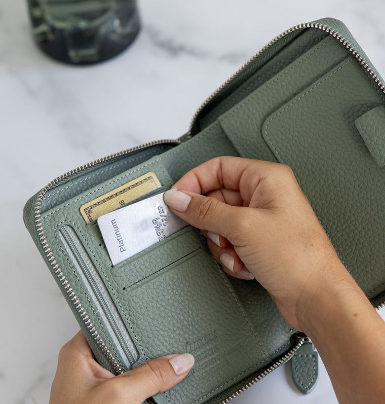 Norfolk Pocket Compact Zip Organizer Sage